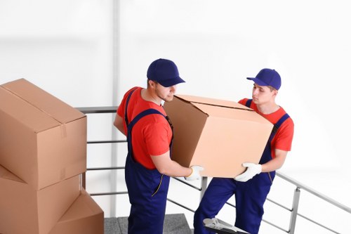 Man with van removal service for local Fulham home moves