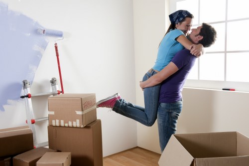 Local removal van serving homes and businesses in Fulham